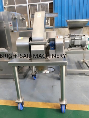 Máquina de molienda de polvo de hierbas BSF molino de chasis farmacéutico molino de martillos de hierbas chinas de Brightsail